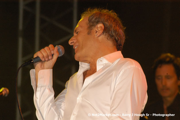 Michael Bolton - Air Jamaica Jazz & Blues Festival 2007 - The Art of Music -  Thursday, January 25th - 10th Anniversary - Air Jamaica Jazz & Blues Festival 2007 - The Art of Music - Tuesday, January 23 - Saturday, January 27, 2007, The Aqueduct on Rose Hall, Montego Bay, Jamaica - Negril Travel Guide, Negril Jamaica WI - http://www.negriltravelguide.com - info@negriltravelguide.com...!