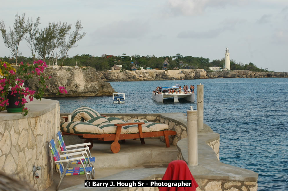 Catcha Fallen Star Resort Rises from the Destruction of Hurricane Ivan, West End, Negril, Westmoreland, Jamaica W.I. - Photographs by Net2Market.com - Barry J. Hough Sr. Photojournalist/Photograper - Photographs taken with a Nikon D70, D100, or D300 -  Negril Travel Guide, Negril Jamaica WI - http://www.negriltravelguide.com - info@negriltravelguide.com...!