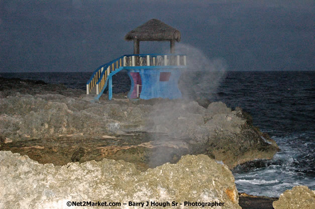 In Honour of Ambassador Courtney Walsh, Negril Chamber of Commerce - Cocktail Reception, Saturday, July 14, 2007 at the Negril Escape Resort & Spa, West End, Negril, Westmoreland, Jamaica W.I.  - Negril Travel Guide, Negril Jamaica WI - http://www.negriltravelguide.com - info@negriltravelguide.com...!