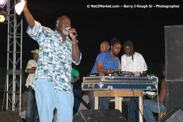 Cross De Harbour @ Lucea Car Park presented by Linkz Entertainment in association with Lucea Chamber of Commerce - Featuring Freddy Mc Gregor, Iley Dread, Mr. Vegas, Lt. Elmo, Champagne, Merital, CC, Brillant, TQ, Mad Dog, Chumps - Lucea, Hanover, Jamaica - Negril Travel Guide.com, Negril Jamaica WI - http://www.negriltravelguide.com - info@negriltravelguide.com...!