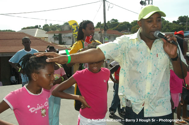 Cross De Harbour @ Lucea Car Park presented by Linkz Entertainment in association with Lucea Chamber of Commerce - Featuring Freddy Mc Gregor, Iley Dread, Mr. Vegas, Lt. Elmo, Champagne, Merital, CC, Brillant, TQ, Mad Dog, Chumps - Lucea, Hanover, Jamaica - Negril Travel Guide.com, Negril Jamaica WI - http://www.negriltravelguide.com - info@negriltravelguide.com...!