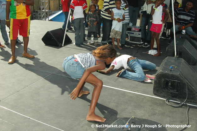 Cross De Harbour @ Lucea Car Park presented by Linkz Entertainment in association with Lucea Chamber of Commerce - Featuring Freddy Mc Gregor, Iley Dread, Mr. Vegas, Lt. Elmo, Champagne, Merital, CC, Brillant, TQ, Mad Dog, Chumps - Lucea, Hanover, Jamaica - Negril Travel Guide.com, Negril Jamaica WI - http://www.negriltravelguide.com - info@negriltravelguide.com...!