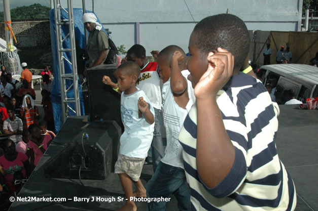 Cross De Harbour @ Lucea Car Park presented by Linkz Entertainment in association with Lucea Chamber of Commerce - Featuring Freddy Mc Gregor, Iley Dread, Mr. Vegas, Lt. Elmo, Champagne, Merital, CC, Brillant, TQ, Mad Dog, Chumps - Lucea, Hanover, Jamaica - Negril Travel Guide.com, Negril Jamaica WI - http://www.negriltravelguide.com - info@negriltravelguide.com...!