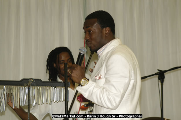 Prodigal Son - Reflections - Cure Fest 2007 - All White Birth-Night Party - Hosted by Jah Cure - Starfish Trelawny Hotel - Trelawny, Jamaica - Friday, October 12, 2007 - Cure Fest 2007 October 12th-14th, 2007 Presented by Danger Promotions, Iyah Cure Promotions, and Brass Gate Promotions - Alison Young, Publicist - Photographs by Net2Market.com - Barry J. Hough Sr, Photographer - Negril Travel Guide, Negril Jamaica WI - http://www.negriltravelguide.com - info@negriltravelguide.com...!