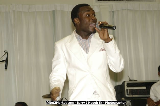 Prodigal Son - Reflections - Cure Fest 2007 - All White Birth-Night Party - Hosted by Jah Cure - Starfish Trelawny Hotel - Trelawny, Jamaica - Friday, October 12, 2007 - Cure Fest 2007 October 12th-14th, 2007 Presented by Danger Promotions, Iyah Cure Promotions, and Brass Gate Promotions - Alison Young, Publicist - Photographs by Net2Market.com - Barry J. Hough Sr, Photographer - Negril Travel Guide, Negril Jamaica WI - http://www.negriltravelguide.com - info@negriltravelguide.com...!