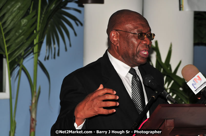 Bird of Paradise Awards & Gala @ Grand Palladium Resort & Spa [Fiesta] - Saturday, August 9, 2008 - Guest Honouree The Most Honourable P.J. Patterson ON, PC, QC - Hanover Homecoming Foundation LTD Jamaica - Wherever you roam ... Hanover bids you ... come HOME - Sunday, August 3 to Saturday, August 9, 2008 - Hanover Jamaica - Photographs by Net2Market.com - Barry J. Hough Sr. Photojournalist/Photograper - Photographs taken with a Nikon D300 - Negril Travel Guide, Negril Jamaica WI - http://www.negriltravelguide.com - info@negriltravelguide.com...!