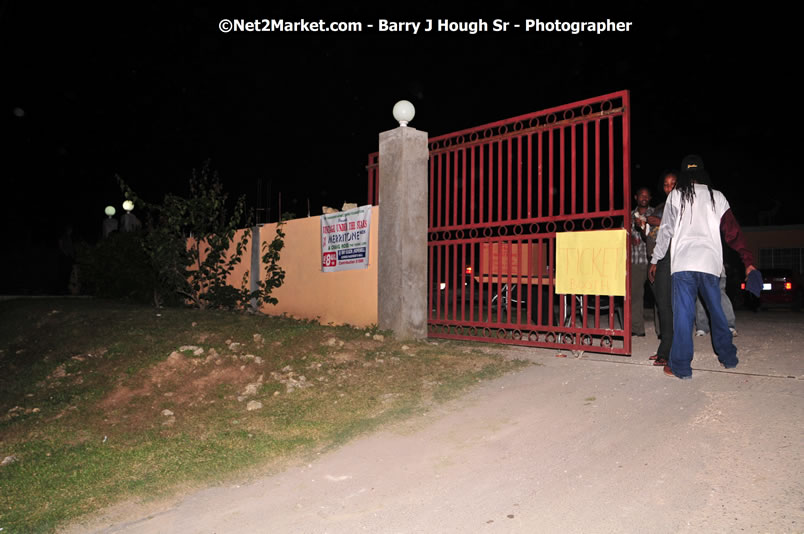 Beach Party - Vintage Under the Stars [Merritone Disco], Sky Beach, Hopewell - Friday, August 8, 2008 - Hanover Homecoming Foundation LTD Jamaica - Wherever you roam ... Hanover bids you ... come HOME - Sunday, August 3 to Saturday, August 9, 2008 - Hanover Jamaica - Photographs by Net2Market.com - Barry J. Hough Sr. Photojournalist/Photograper - Photographs taken with a Nikon D300 - Negril Travel Guide, Negril Jamaica WI - http://www.negriltravelguide.com - info@negriltravelguide.com...!