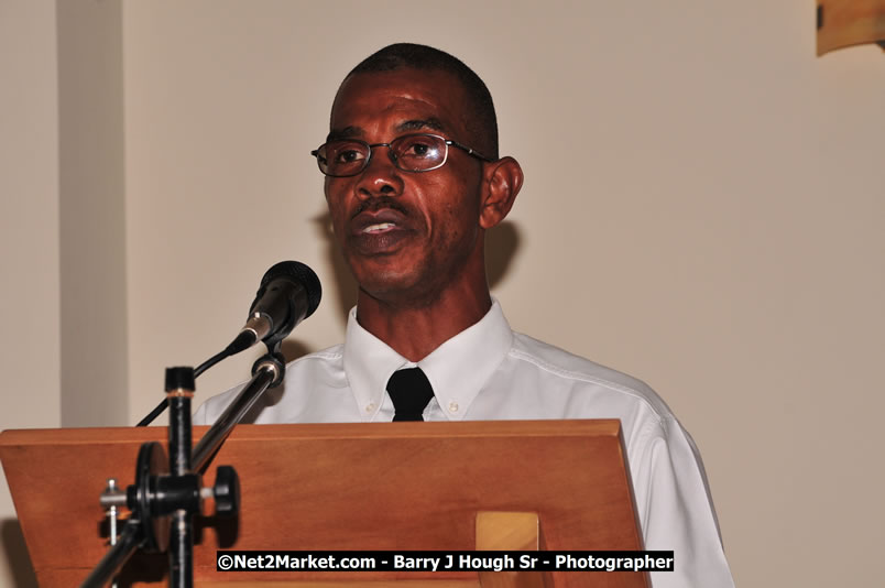 Investment & Business Forum - Brand Jamaica @ Grand Palladium Resort & Spa [Fiesta] - Friday, August 8, 2008 - Hanover Homecoming Foundation LTD Jamaica - Wherever you roam ... Hanover bids you ... come HOME - Sunday, August 3 to Saturday, August 9, 2008 - Hanover Jamaica - Photographs by Net2Market.com - Barry J. Hough Sr. Photojournalist/Photograper - Photographs taken with a Nikon D300 - Negril Travel Guide, Negril Jamaica WI - http://www.negriltravelguide.com - info@negriltravelguide.com...!