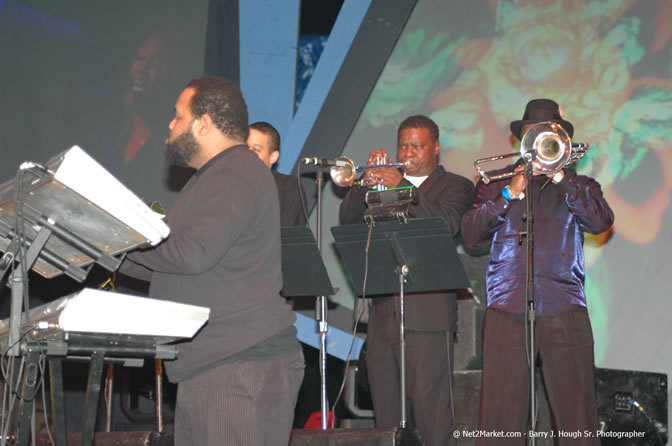 Al Green - Air Jamaica Jazz & Blues Festival 2006 - The Art of Music - Cinnamon Hill Golf Club - Rosehall Resort & Country Club, Montego Bay, Jamaica W.I. - Thursday, Friday 27, 2006 - Negril Travel Guide, Negril Jamaica WI - http://www.negriltravelguide.com - info@negriltravelguide.com...!