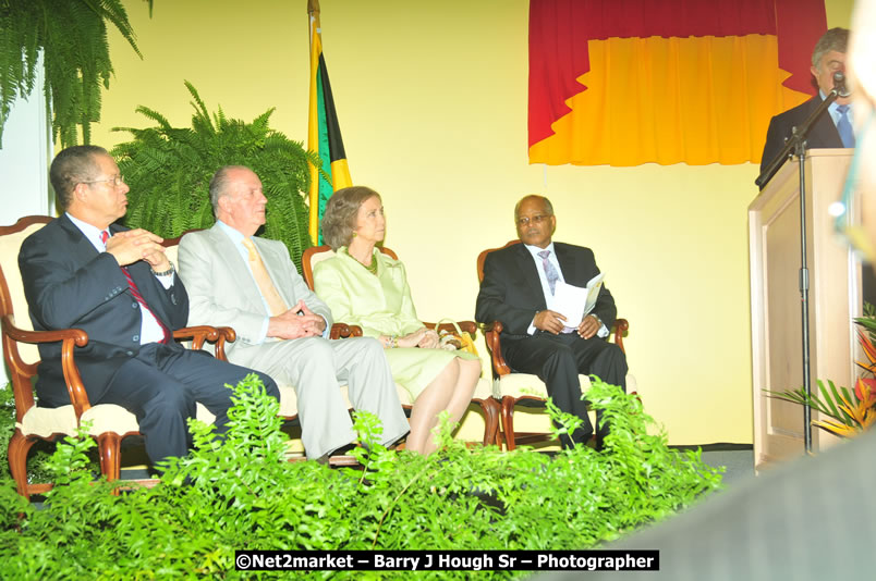 The Unveiling Of The Commemorative Plaque By The Honourable Prime Minister, Orette Bruce Golding, MP, And Their Majesties, King Juan Carlos I And Queen Sofia Of Spain - On Wednesday, February 18, 2009, Marking The Completion Of The Expansion Of Sangster International Airport, Venue at Sangster International Airport, Montego Bay, St James, Jamaica - Wednesday, February 18, 2009 - Photographs by Net2Market.com - Barry J. Hough Sr, Photographer/Photojournalist - Negril Travel Guide, Negril Jamaica WI - http://www.negriltravelguide.com - info@negriltravelguide.com...!