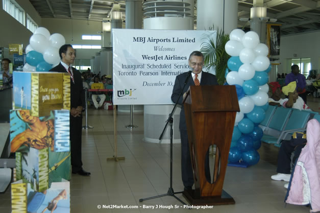 MBJ Airports Limited Welcomes WestJet Airlines - Inaugural Scheduled Service From Toronto Pearsons International Airport - Monday, December 10, 2007 - Sangster International Airport - MBJ Airports Limited, Montego Bay, Jamaica W.I. - Photographs by Net2Market.com - Barry J. Hough Sr, Photographer - Negril Travel Guide, Negril Jamaica WI - http://www.negriltravelguide.com - info@negriltravelguide.com...!