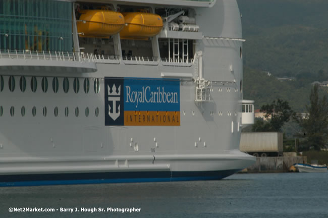 MS Freedom Of The Seas [Royal Caribbean International's - Newest Vessel] Plaques &amp; Keys Ceremony in order to commemorate its first arrival at the Port Montego Bay Photos - Negril Travel Guide, Negril Jamaica WI - http://www.negriltravelguide.com - info@negriltravelguide.com...!