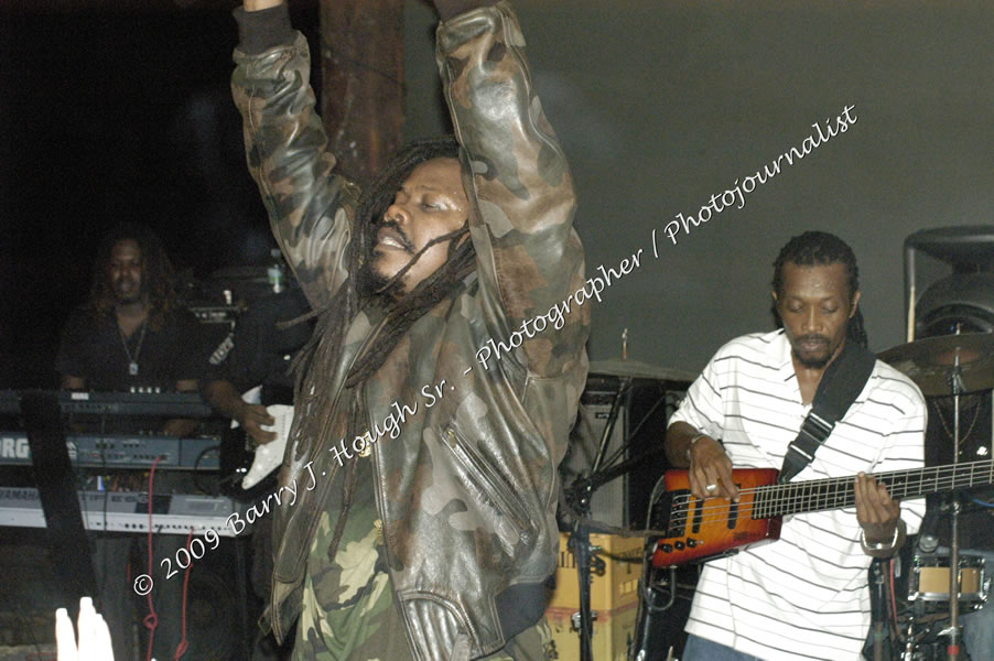  Luciano "Live in Concert" Negril Escape Resort & Spa, Openning Acts: Justice Merchant, and Timmi Burrell, Backing Band: JAH Messenjah, One Love Reggae Summer Series, West End, Negril, Westmoreland, Jamaica W.I. - Tuesday, August 11, 2009 - Photographs by Barry J. Hough Sr. Photojournalist/Photograper - Photographs taken with a Nikon D70, D100, or D300 - Negril Travel Guide, Negril Jamaica WI - http://www.negriltravelguide.com - info@negriltravelguide.com...!