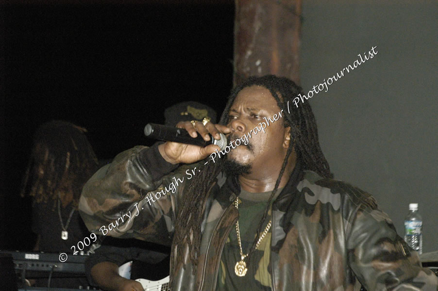  Luciano "Live in Concert" Negril Escape Resort & Spa, Openning Acts: Justice Merchant, and Timmi Burrell, Backing Band: JAH Messenjah, One Love Reggae Summer Series, West End, Negril, Westmoreland, Jamaica W.I. - Tuesday, August 11, 2009 - Photographs by Barry J. Hough Sr. Photojournalist/Photograper - Photographs taken with a Nikon D70, D100, or D300 - Negril Travel Guide, Negril Jamaica WI - http://www.negriltravelguide.com - info@negriltravelguide.com...!