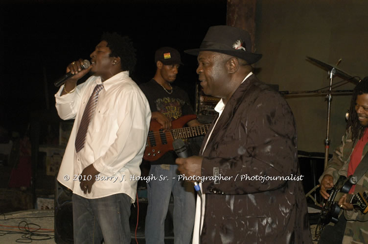 Chaka Demus & Pliers - Live In Concert @ Negril Escape Resort and Spa, December 8, 2009, One Love Drive, West End, Negril, Westmoreland, Jamaica W.I. - Photographs by Net2Market.com - Barry J. Hough Sr, Photographer/Photojournalist - Negril Travel Guide, Negril Jamaica WI - http://www.negriltravelguide.com - info@negriltravelguide.com...!