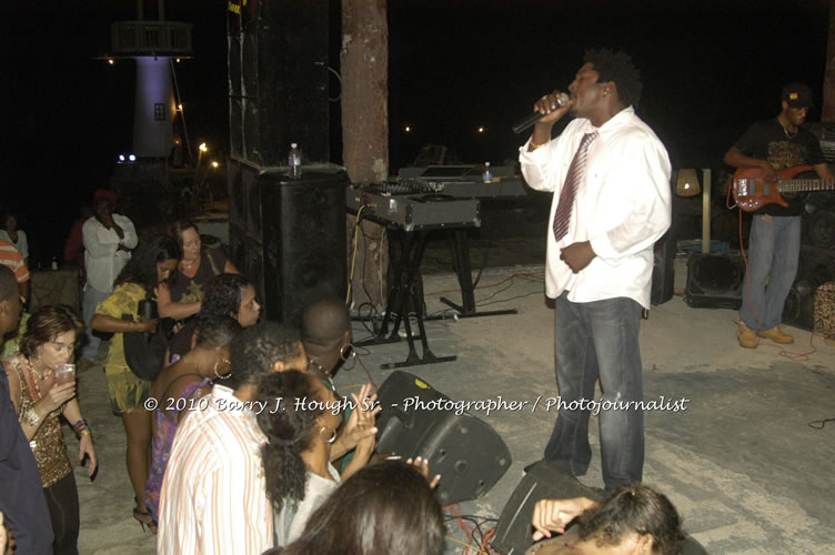 Chaka Demus & Pliers - Live In Concert @ Negril Escape Resort and Spa, December 8, 2009, One Love Drive, West End, Negril, Westmoreland, Jamaica W.I. - Photographs by Net2Market.com - Barry J. Hough Sr, Photographer/Photojournalist - Negril Travel Guide, Negril Jamaica WI - http://www.negriltravelguide.com - info@negriltravelguide.com...!