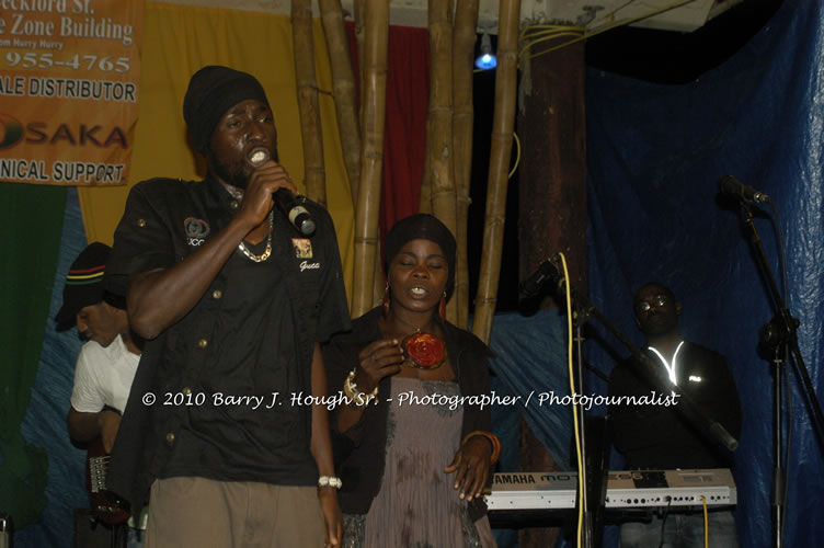 Etana - Live In Concert - One Love Reggae Concert Series 09/10 @ Negril Escape Resort and Spa, December 22, 2009, One Love Drive, West End, Negril, Westmoreland, Jamaica W.I. - Photographs by Net2Market.com - Barry J. Hough Sr, Photographer/Photojournalist - Negril Travel Guide, Negril Jamaica WI - http://www.negriltravelguide.com - info@negriltravelguide.com...!