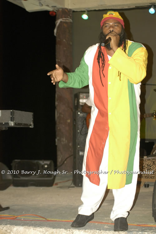 Freddy McGregor - Live In Concert @ Negril Escape Resort and Spa, One Love Drive, West End, Negril, Westmoreland, Jamaica W.I. - Photographs by Net2Market.com - Barry J. Hough Sr, Photographer/Photojournalist - Negril Travel Guide, Negril Jamaica WI - http://www.negriltravelguide.com - info@negriltravelguide.com...!