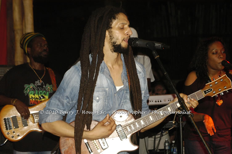 Julian Marley - Grammy Nominee & Son of the Legend Bob Marley - Live in Concert - Also featuring Ras Noble, Power Drill, Iron Head, & Robin Banks - Backing Band Roots Warrior, plus DJ Gemini @ One Love Reggae Concerts Series 09/10 @ Negril Escape Resort & Spa, February 2, 2010, One Love Drive, West End, Negril, Westmoreland, Jamaica W.I. - Photographs by Net2Market.com - Barry J. Hough Sr, Photographer/Photojournalist - The Negril Travel Guide - Negril's and Jamaica's Number One Concert Photography Web Site with over 40,000 Jamaican Concert photographs Published -  Negril Travel Guide, Negril Jamaica WI - http://www.negriltravelguide.com - info@negriltravelguide.com...!