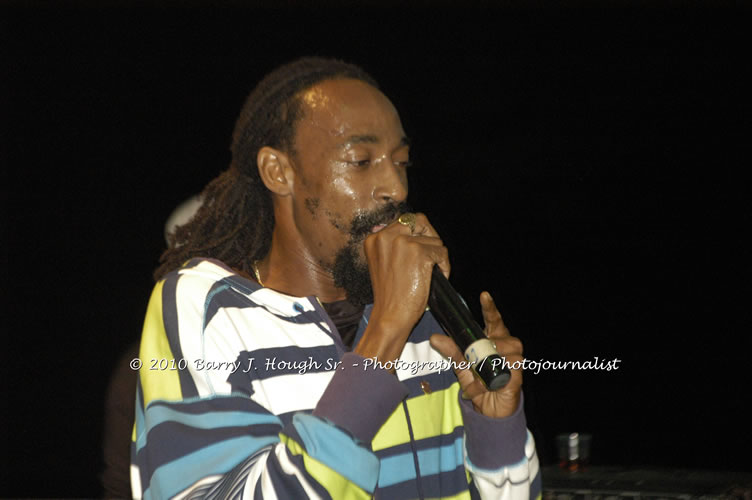 Queen Ifrica - Live In Concert - One Love Reggae Concert Series 09/10 @ Negril Escape Resort and Spa, January 5, 2010, One Love Drive, West End, Negril, Westmoreland, Jamaica W.I. - Photographs by Net2Market.com - Barry J. Hough Sr, Photographer/Photojournalist - Negril Travel Guide, Negril Jamaica WI - http://www.negriltravelguide.com - info@negriltravelguide.com...!