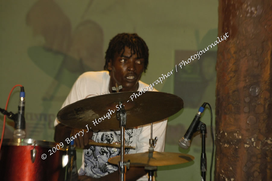  Sanchez - Live in Concert - at the One Love Reggae Concert Series 09/10 @ Negril Escape Resort & Spa - Also Featuring: Timmi Burrell and Justice Merchant- Backing Band Roots Warrior - DJ Gemini - MC Oliver Cargill, Negril Escape Resort & Spa, One Love Drive, West End, Negril, Westmoreland, Jamaica W.I. - Tuesday, November 24, 2009 - Photographs by Net2Market.com - Barry J. Hough Sr, Photographer / Photojournalist - Photos taken with a Nikon D70, D100, or D300 - Negril Travel Guide, Negril Jamaica WI - http://www.negriltravelguide.com - info@negriltravelguide.com...!