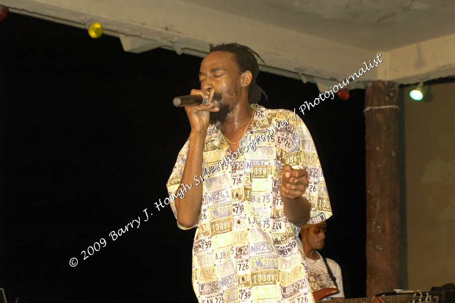  Sanchez - Live in Concert - at the One Love Reggae Concert Series 09/10 @ Negril Escape Resort & Spa - Also Featuring: Timmi Burrell and Justice Merchant- Backing Band Roots Warrior - DJ Gemini - MC Oliver Cargill, Negril Escape Resort & Spa, One Love Drive, West End, Negril, Westmoreland, Jamaica W.I. - Tuesday, November 24, 2009 - Photographs by Net2Market.com - Barry J. Hough Sr, Photographer / Photojournalist - Photos taken with a Nikon D70, D100, or D300 - Negril Travel Guide, Negril Jamaica WI - http://www.negriltravelguide.com - info@negriltravelguide.com...!