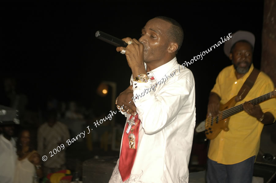  Sanchez - Live in Concert - at the One Love Reggae Concert Series 09/10 @ Negril Escape Resort & Spa - Also Featuring: Timmi Burrell and Justice Merchant- Backing Band Roots Warrior - DJ Gemini - MC Oliver Cargill, Negril Escape Resort & Spa, One Love Drive, West End, Negril, Westmoreland, Jamaica W.I. - Tuesday, November 24, 2009 - Photographs by Net2Market.com - Barry J. Hough Sr, Photographer / Photojournalist - Photos taken with a Nikon D70, D100, or D300 - Negril Travel Guide, Negril Jamaica WI - http://www.negriltravelguide.com - info@negriltravelguide.com...!