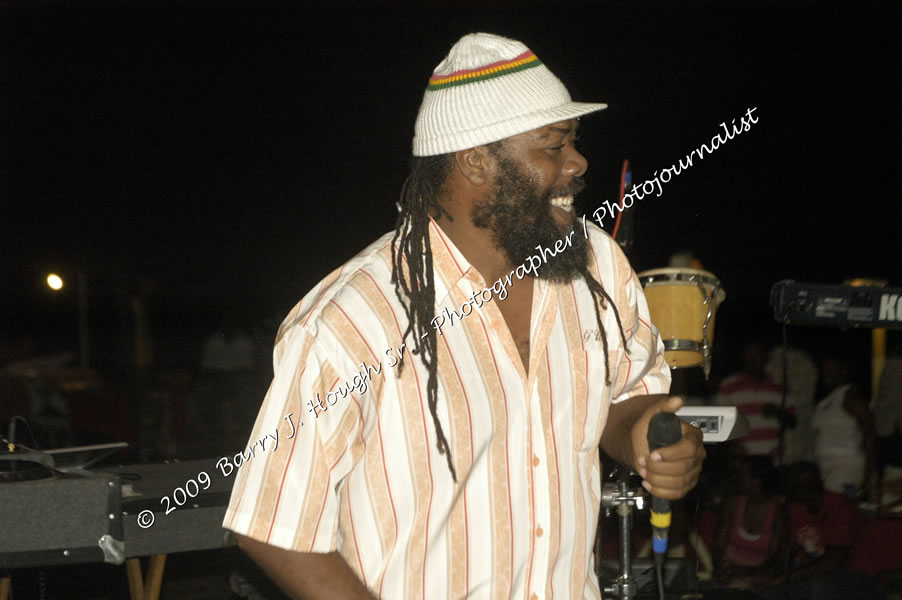  Tarrus Riley - Live in Concert - at the One Love Reggae Concert Series 09/10 @ Negril Escape Resort & Spa - Also Featuring: Mistic Bowie, Monday Justice, Cash, Dean Frazier - DJ Gemini - MC Oliver Cargill, Negril Escape Resort & Spa, One Love Drive, West End, Negril, Westmoreland, Jamaica W.I. - Tuesday, November 17, 2009 - Photographs by Net2Market.com - Barry J. Hough Sr, Photographer / Photojournalist - Photos taken with a Nikon D70, D100, or D300 - Negril Travel Guide, Negril Jamaica WI - http://www.negriltravelguide.com - info@negriltravelguide.com...!