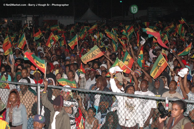 Tony Rebel @ Tru-Juice Rebel Salute 2007 - Saturday, January 13, 2007, Port Kaiser Sports Club, St. Elizabeth - Negril Travel Guide, Negril Jamaica WI - http://www.negriltravelguide.com - info@negriltravelguide.com...!