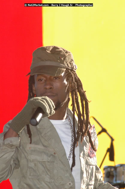 Jah Cure at Tru-Juice Rebel Salute 2008 - The 15th staging of Tru-Juice Rebel Salute, Saturday, January 12, 2008, Port Kaiser Sports Club, St. Elizabeth, Jamaica W.I. - Photographs by Net2Market.com - Barry J. Hough Sr, Photographer - Negril Travel Guide, Negril Jamaica WI - http://www.negriltravelguide.com - info@negriltravelguide.com...!