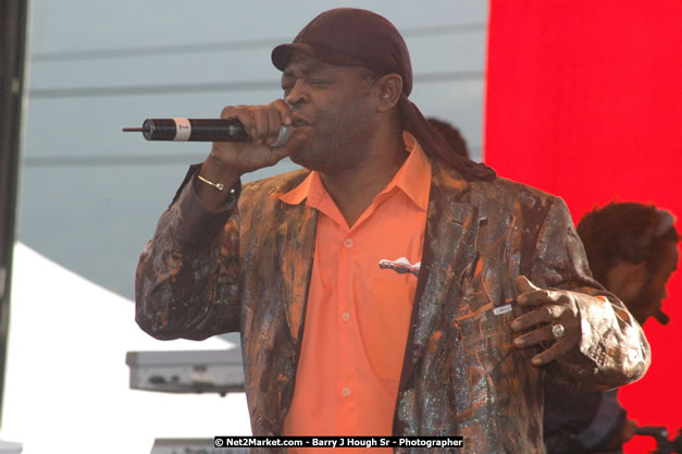 Sugar Minott at Tru-Juice Rebel Salute 2008 - The 15th staging of Tru-Juice Rebel Salute, Saturday, January 12, 2008, Port Kaiser Sports Club, St. Elizabeth, Jamaica W.I. - Photographs by Net2Market.com - Barry J. Hough Sr, Photographer - Negril Travel Guide, Negril Jamaica WI - http://www.negriltravelguide.com - info@negriltravelguide.com...!