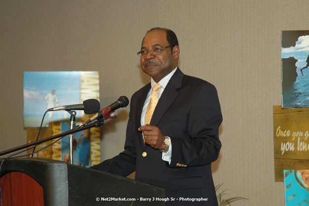 Red Cap Porters Awards - Minister of Tourism, Hon. Edmund Bartlett - Director of Tourism, Basil Smith - Friday, December 14, 2007 - Holiday Inn Sunspree, Montego Bay, Jamaica W.I. - Photographs by Net2Market.com - Barry J. Hough Sr, Photographer - Negril Travel Guide, Negril Jamaica WI - http://www.negriltravelguide.com - info@negriltravelguide.com...!