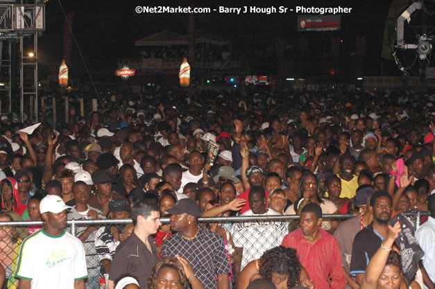 Baby Cham - Explosion - Red Stripe Reggae Sumfest 2007 - Thursday, July 19, 2007 - Red Stripe Reggae Sumfest 2007 at Catherine Hall, Montego Bay, St James, Jamaica W.I. - Negril Travel Guide, Negril Jamaica WI - http://www.negriltravelguide.com - info@negriltravelguide.com...!