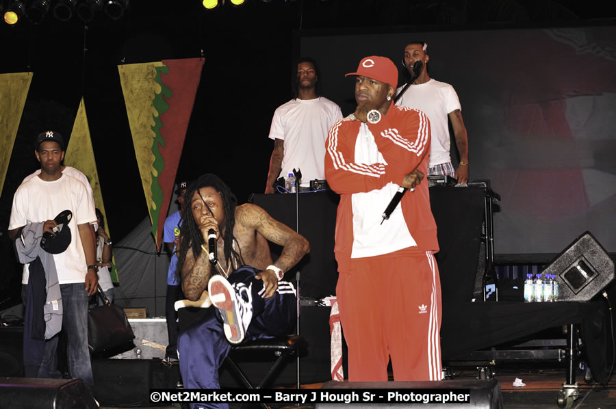 Lil Wayne @ Red Stripe Reggae Sumfest 2008 International Night 2, Catherine Hall, Montego Bay - Saturday, July 19, 2008 - Reggae Sumfest 2008 July 13 - July 19, 2008 - Photographs by Net2Market.com - Barry J. Hough Sr. Photojournalist/Photograper - Photographs taken with a Nikon D300 - Negril Travel Guide, Negril Jamaica WI - http://www.negriltravelguide.com - info@negriltravelguide.com...!