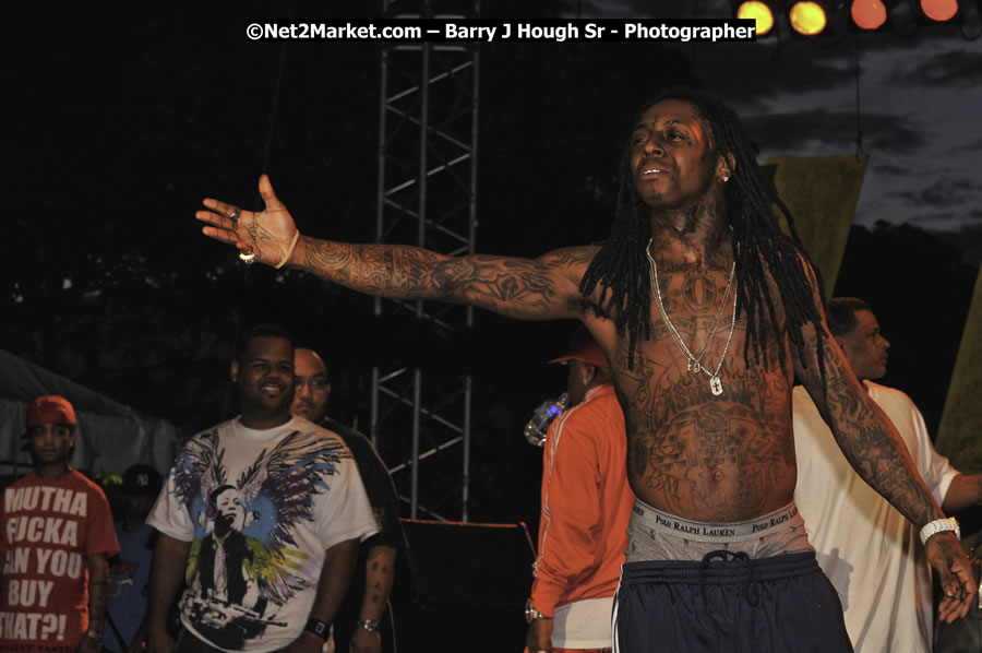 Lil Wayne @ Red Stripe Reggae Sumfest 2008 International Night 2, Catherine Hall, Montego Bay - Saturday, July 19, 2008 - Reggae Sumfest 2008 July 13 - July 19, 2008 - Photographs by Net2Market.com - Barry J. Hough Sr. Photojournalist/Photograper - Photographs taken with a Nikon D300 - Negril Travel Guide, Negril Jamaica WI - http://www.negriltravelguide.com - info@negriltravelguide.com...!