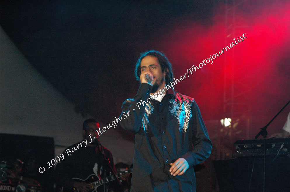 Damian 'Jr. Gong' Marley & NAS @ Reggae Sumfest 2009 - International Night 2 - Reggae Sumfest 2009,Catherine Hall, Montego Bay, St. James, Jamaica W.I. - Saturday, July 25, 2009 - Reggae Sumfest 2009, July 19 - 25, 2009 - Photographs by Net2Market.com - Barry J. Hough Sr. Photojournalist/Photograper - Photographs taken with a Nikon D70, D100, or D300 - Negril Travel Guide, Negril Jamaica WI - http://www.negriltravelguide.com - info@negriltravelguide.com...!