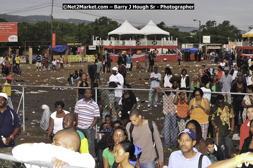 John Holt @ Reggae Sumfest 2008 International Night 2, Catherine Hall, Montego Bay - Saturday, July 19, 2008 - Reggae Sumfest 2008 July 13 - July 19, 2008 - Photographs by Net2Market.com - Barry J. Hough Sr. Photojournalist/Photograper - Photographs taken with a Nikon D300 - Negril Travel Guide, Negril Jamaica WI - http://www.negriltravelguide.com - info@negriltravelguide.com...!