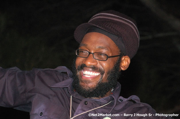 Tarrus Riley, Jimmy Riley, and Dwayne Stephensen - Money Cologne Promotions in association with "British Link Up" presents Summer Jam featuring She's Royal Tarrus Riley & Jimmy Riley - Plus Ras Slick, Sham Dawg, and Whiskey Bagio @ Roots Bamboo, Norman Manley Boulevard, Negril, Jamaica W.I. - Backed up Dean Fraser & The Hurricanne Band - MC Barry G and Rev. BB - July 25, 2007 - Negril Travel Guide.com, Negril Jamaica WI - http://www.negriltravelguide.com - info@negriltravelguide.com...!