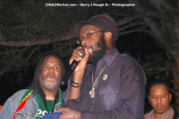 Tarrus Riley, Jimmy Riley, and Dwayne Stephensen - Money Cologne Promotions in association with "British Link Up" presents Summer Jam featuring She's Royal Tarrus Riley & Jimmy Riley - Plus Ras Slick, Sham Dawg, and Whiskey Bagio @ Roots Bamboo, Norman Manley Boulevard, Negril, Jamaica W.I. - Backed up Dean Fraser & The Hurricanne Band - MC Barry G and Rev. BB - July 25, 2007 - Negril Travel Guide.com, Negril Jamaica WI - http://www.negriltravelguide.com - info@negriltravelguide.com...!