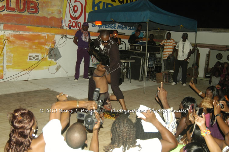 Busy Signal & Kip Rich- Also featuring: Mona Lisa and Crystal Axe @ Striptease Night Club, Scrub-A-Dub Car Wash, , Whitehall, Negril, Westmoreland, Jamaica W.I. - Photographs by Net2Market.com - Barry J. Hough Sr, Photographer/Photojournalist - The Negril Travel Guide - Negril's and Jamaica's Number One Concert Photography Web Site with over 40,000 Jamaican Concert photographs Published -  Negril Travel Guide, Negril Jamaica WI - http://www.negriltravelguide.com - info@negriltravelguide.com...!