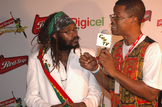 Tarrus Riley - Red Stripe Reggae Sumfest 2006 - The Summit - Jamaica's Greatest, The World's Best - Saturday, July 22, 2006 - Montego Bay, Jamaica - Negril Travel Guide, Negril Jamaica WI - http://www.negriltravelguide.com - info@negriltravelguide.com...!