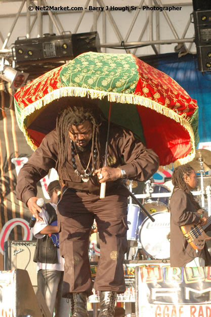 Luciano @ Western Consciousness 2007 - Presented by King of Kings Productons - Saturday, April 28, 2007 - Llandilo Cultural Centre, Savanna-La-Mar, Westmoreland, Jamaica W.I. - Negril Travel Guide, Negril Jamaica WI - http://www.negriltravelguide.com - info@negriltravelguide.com...!