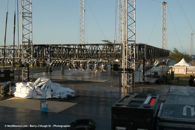 The Aqueduct Venue Under Construction - Monday, January 22th - 10th Anniversary - Air Jamaica Jazz & Blues Festival 2007 - The Art of Music - Tuesday, January 23 - Saturday, January 27, 2007, The Aqueduct on Rose Hall, Montego Bay, Jamaica - Negril Travel Guide, Negril Jamaica WI - http://www.negriltravelguide.com - info@negriltravelguide.com...!