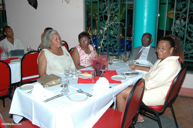 Negril Chamber Of Commerce - 22 Anniversary Dinner & Cabaret Show - Saturday, April 23, 2005 at the Negril Hills Golf Club, Sheffield, Westmoreland, Jamaica - Photos - Negril Travel Guide, Negril Jamaica WI - http://www.negriltravelguide.com - info@negriltravelguide.com...!