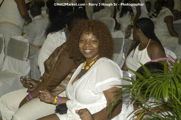 Guests @ Reflections - Cure Fest 2007 - All White Birth-Night Party - Hosted by Jah Cure - Starfish Trelawny Hotel - Trelawny, Jamaica - Friday, October 12, 2007 - Cure Fest 2007 October 12th-14th, 2007 Presented by Danger Promotions, Iyah Cure Promotions, and Brass Gate Promotions - Alison Young, Publicist - Photographs by Net2Market.com - Barry J. Hough Sr, Photographer - Negril Travel Guide, Negril Jamaica WI - http://www.negriltravelguide.com - info@negriltravelguide.com...!