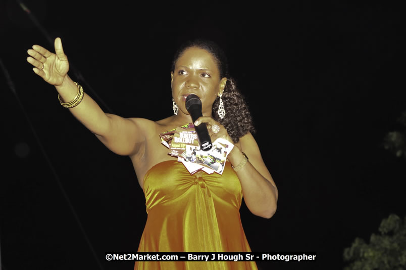 International Dancehall Queen Competition - Big Head Promotions Presents the Red Label Wine Dancehall Queen Competition - Saturday, July 26, 2008 @ Pier One, Montego Bay, Jamaica W.I. - Photographs by Net2Market.com - Barry J. Hough Sr. Photojournalist/Photograper - Photographs taken with a Nikon D300 - Negril Travel Guide, Negril Jamaica WI - http://www.negriltravelguide.com - info@negriltravelguide.com...!