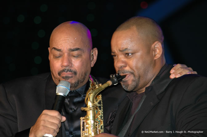 James Ingram - Air Jamaica Jazz & Blues Festival 2006 - The Art of Music - Cinnamon Hill Golf Club - Rosehall Resort & Country Club, Montego Bay, Jamaica W.I. - Thursday, Saturday 28, 2006 - Negril Travel Guide, Negril Jamaica WI - http://www.negriltravelguide.com - info@negriltravelguide.com...!