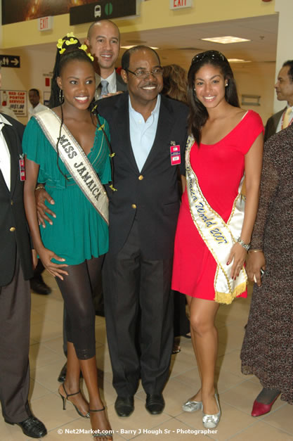 Minister of Tourism, Hon. Edmund Bartlett - Director of Tourism, Basil Smith, and Mayor of Montego Bay, Councillor Charles Sinclair Launch of Winter Tourism Season at Sangster International Airport, Saturday, December 15, 2007 - Sangster International Airport - MBJ Airports Limited, Montego Bay, Jamaica W.I. - Photographs by Net2Market.com - Barry J. Hough Sr, Photographer - Negril Travel Guide, Negril Jamaica WI - http://www.negriltravelguide.com - info@negriltravelguide.com...!