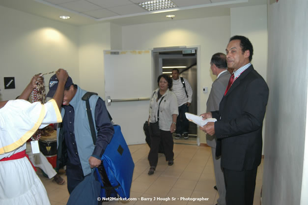 MBJ Airports Limited Welcomes WestJet Airlines - Inaugural Scheduled Service From Toronto Pearsons International Airport - Monday, December 10, 2007 - Sangster International Airport - MBJ Airports Limited, Montego Bay, Jamaica W.I. - Photographs by Net2Market.com - Barry J. Hough Sr, Photographer - Negril Travel Guide, Negril Jamaica WI - http://www.negriltravelguide.com - info@negriltravelguide.com...!