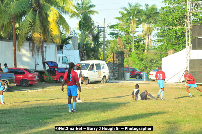 Marley Magic Traffic Jam - Celebrity Football @ Spring Break - Saturday, March 21, 2009 - Also Featuring: Kelley, Capleton, Junior Reid, Spragga Benz, Wayne Marshall, Munga, Romaine Virgo,Embee, Bango Herman, Flava K, Whisky Baggio, Andrew and Wadda Blood, Black Am I, Packa, Venue at Waz Beach, Norman Manley Boulevard, Negril Westmoreland, Jamaica - Saturday, March 21, 2009 - Photographs by Net2Market.com - Barry J. Hough Sr, Photographer/Photojournalist - Negril Travel Guide, Negril Jamaica WI - http://www.negriltravelguide.com - info@negriltravelguide.com...!